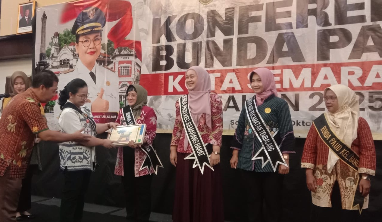 Konferensi Bunda PAUD Semarang Luncurkan Web Baru